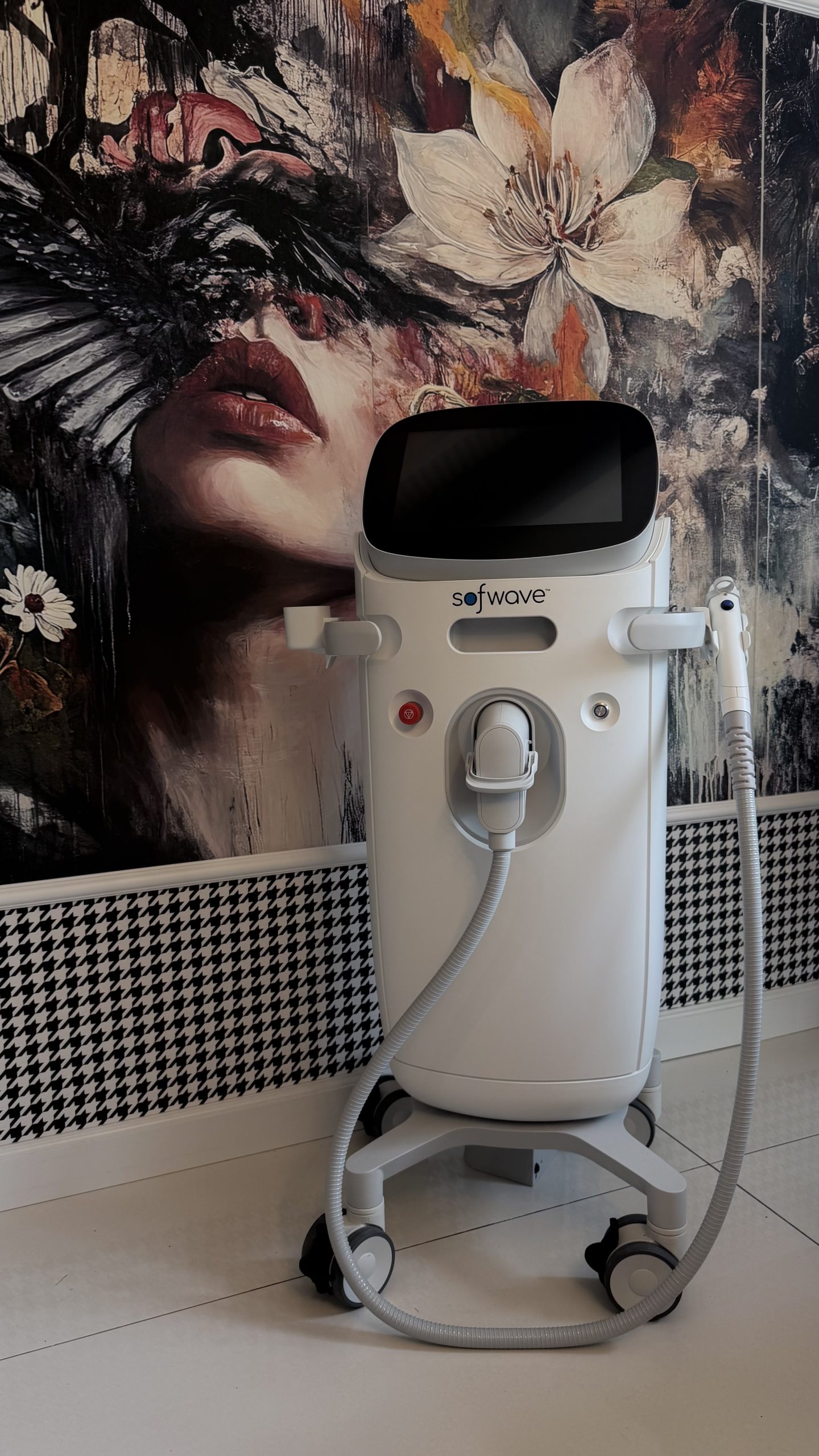 Sofwave™ Superb™ device at Skin Odnova Clinic in Katowice